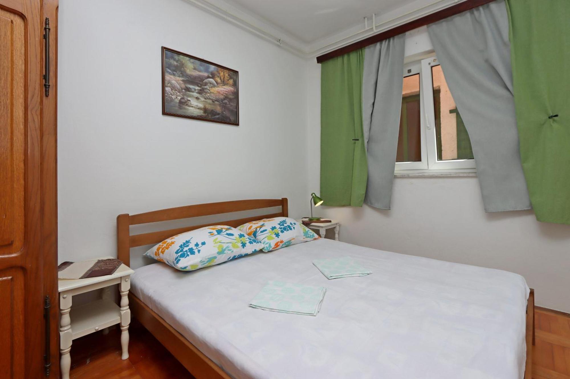 Apartments With A Parking Space Senj - 5571 외부 사진